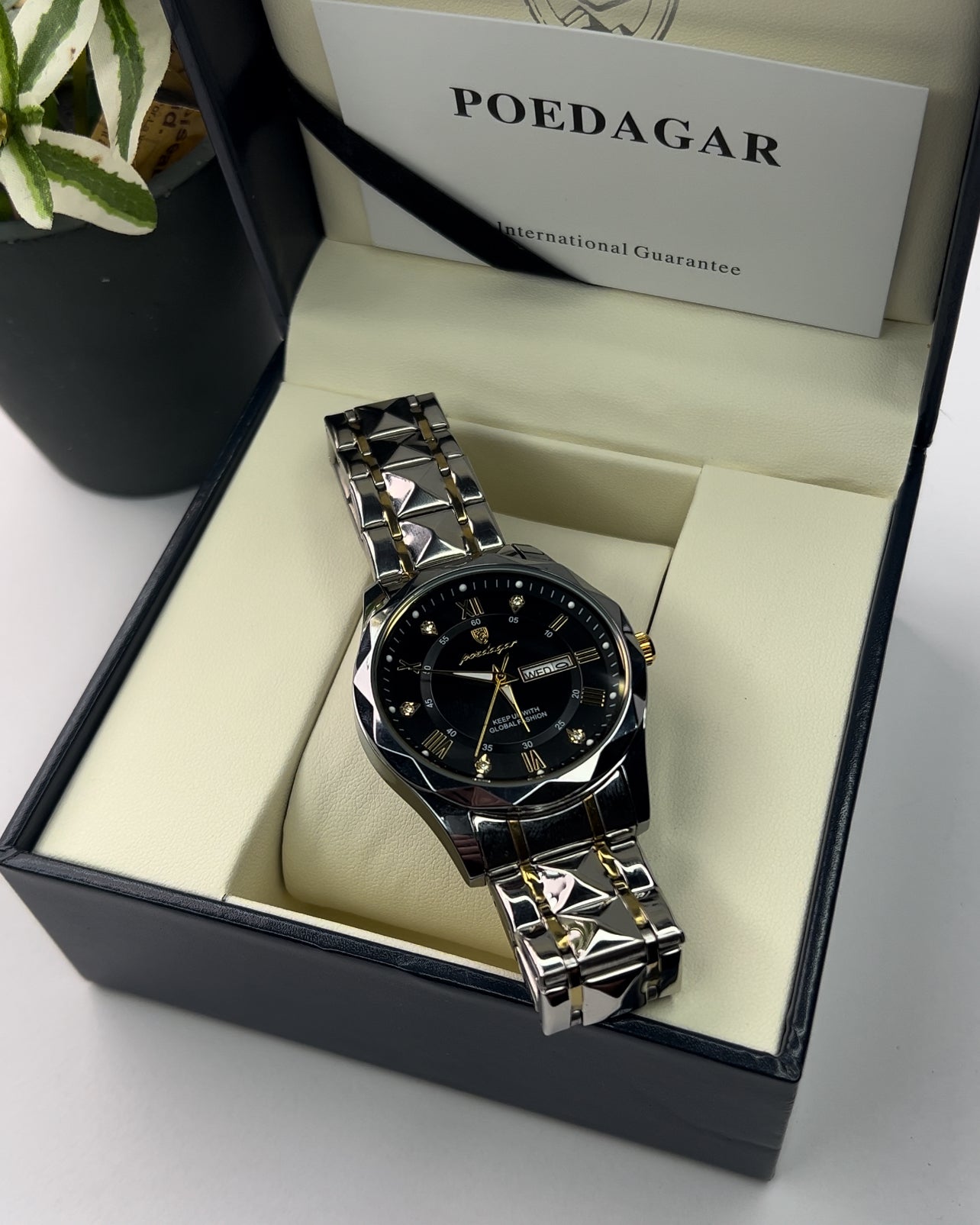 ๐๐๐๐๐๐๐๐ ๐๐จ๐ฉ ๐๐ซ๐๐ง๐ ๐๐ฎ๐ฑ๐ฎ๐ซ๐ฒ ๐๐๐ง ๐๐ซ๐ข๐ฌ๐ญ๐ฐ๐๐ญ๐๐ก